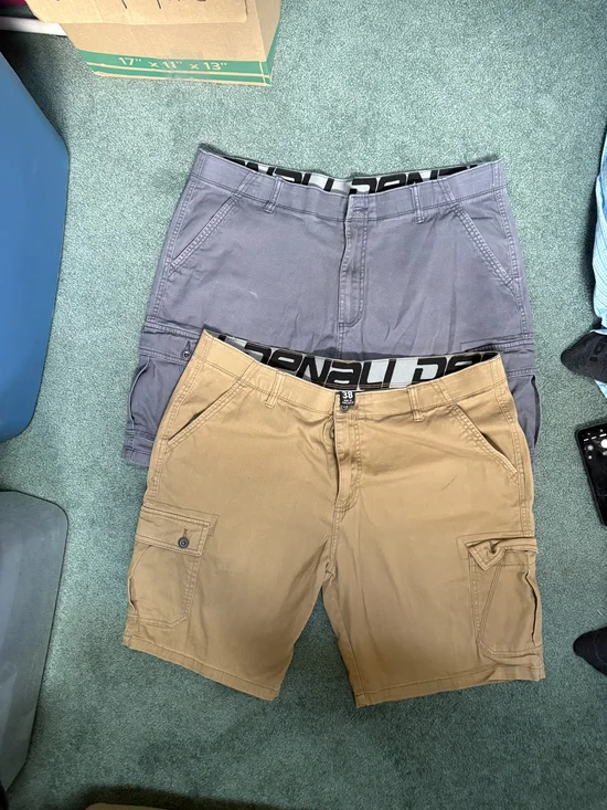 Cargo Shorts in Tan and Gray by Denali (Size 38) 2 Pc. Set - Picture 4 of 4